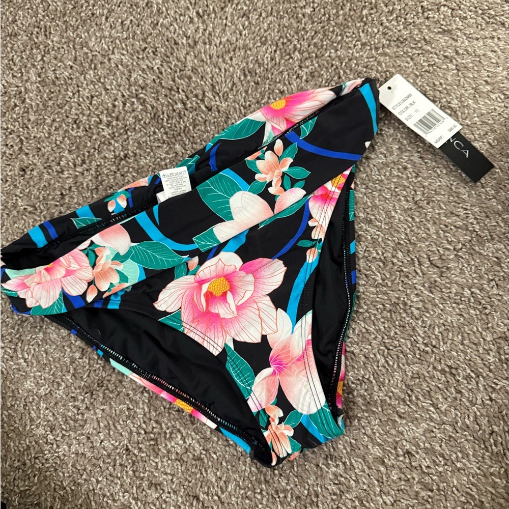 La Blanca - NWT Nightfall Blooms Shirred Band Hipster Bottom